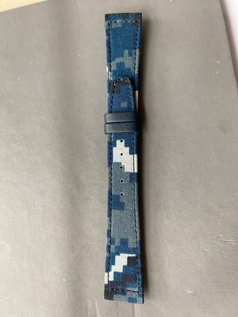 The Digi Camo Navy Watch Strap – Made From Original US Army Fabric– Jubilee Edition